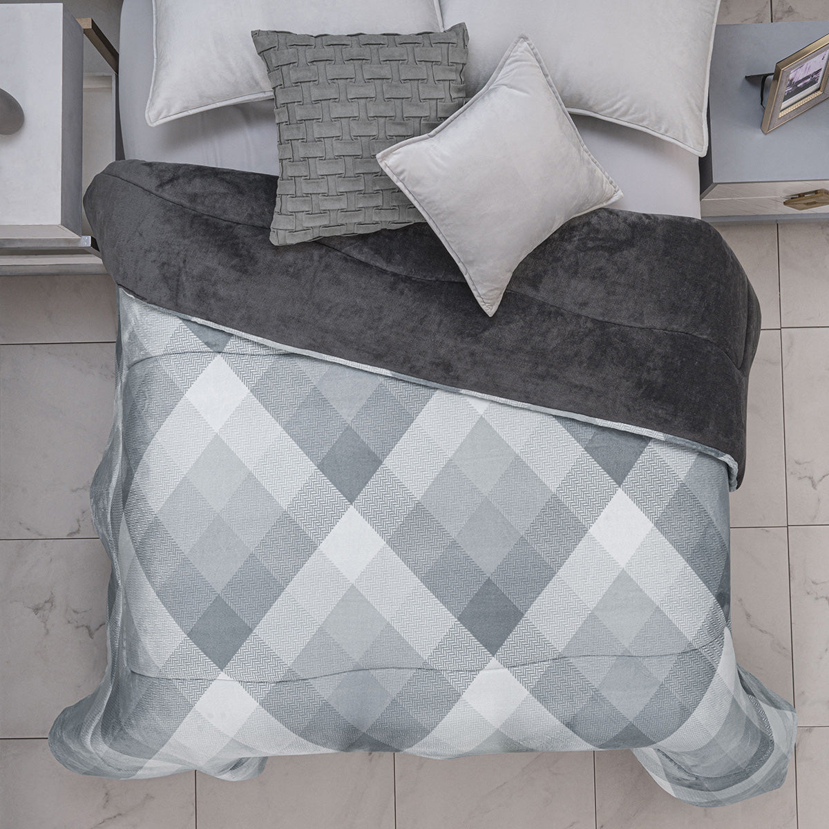 COBERTOR FLANNEL CON FLANNEL PALACIO